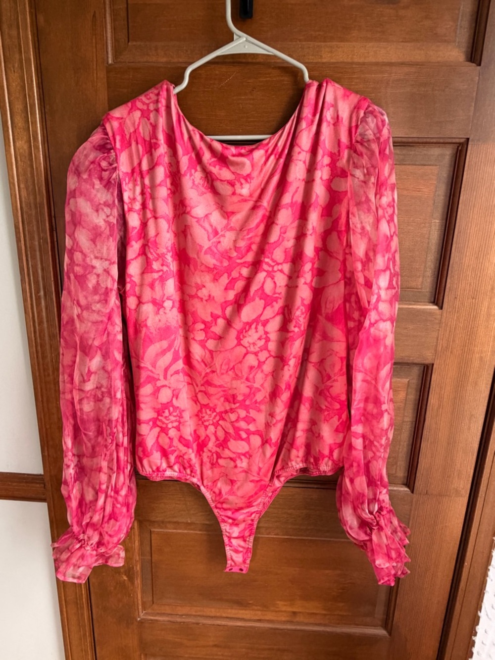 Hutch by Anthropologie V-Neck Puff Sleeve Bodysuit - Picture 8 of 9